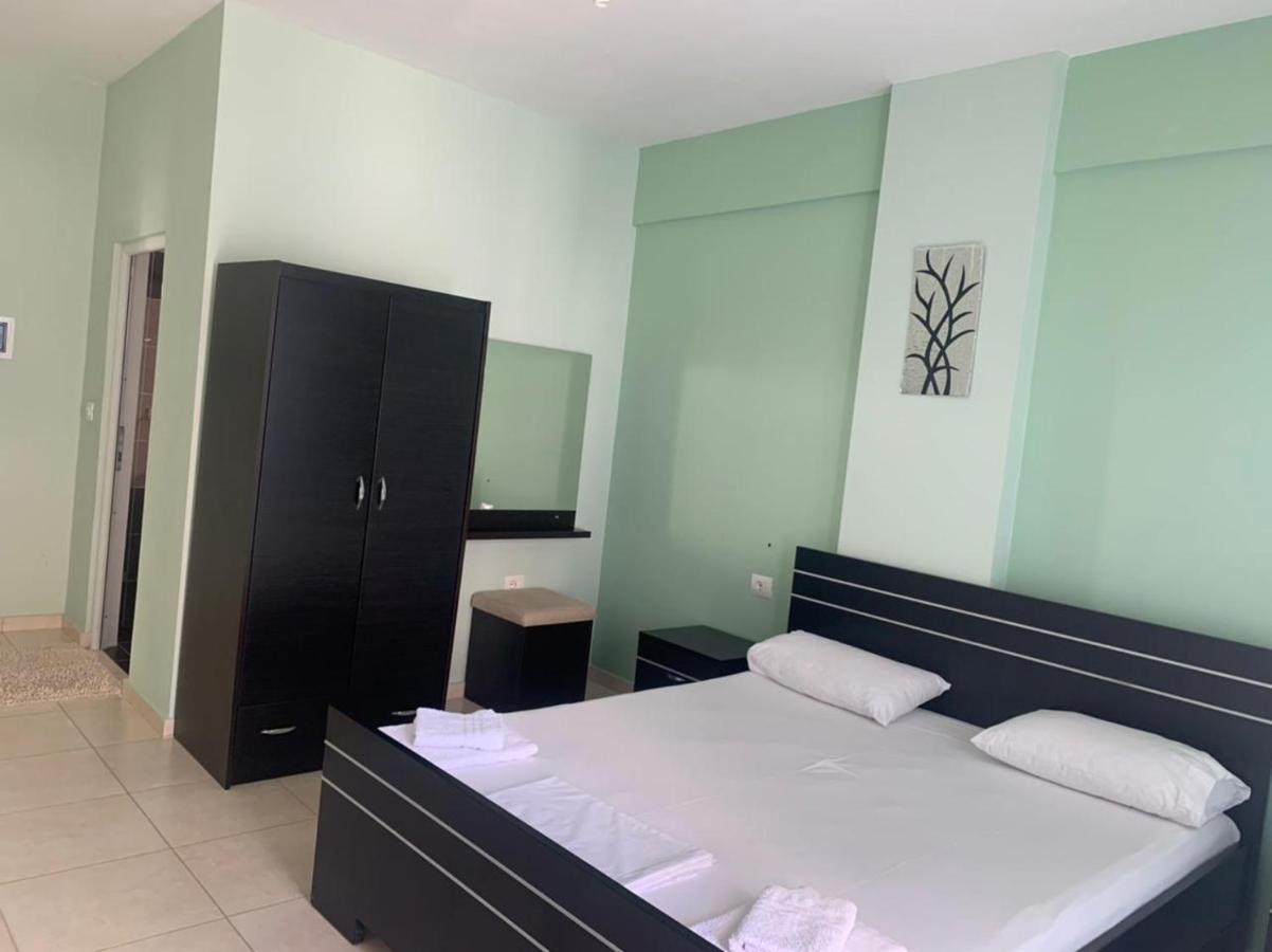 Villa Sopebra Sarandë Exterior foto