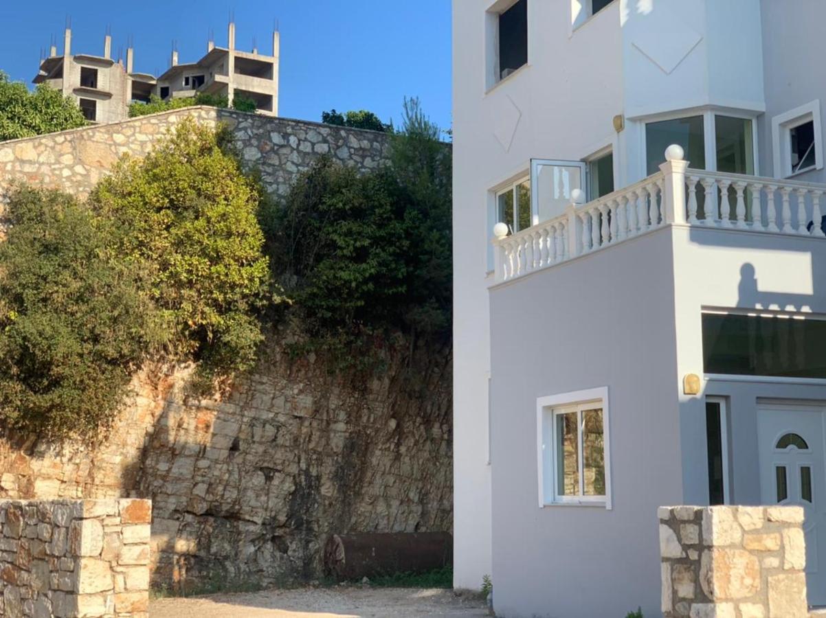 Villa Sopebra Sarandë Exterior foto