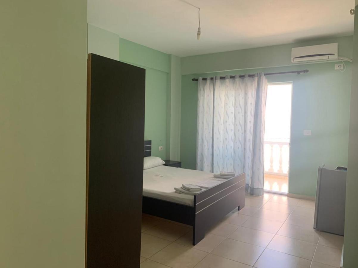 Villa Sopebra Sarandë Exterior foto